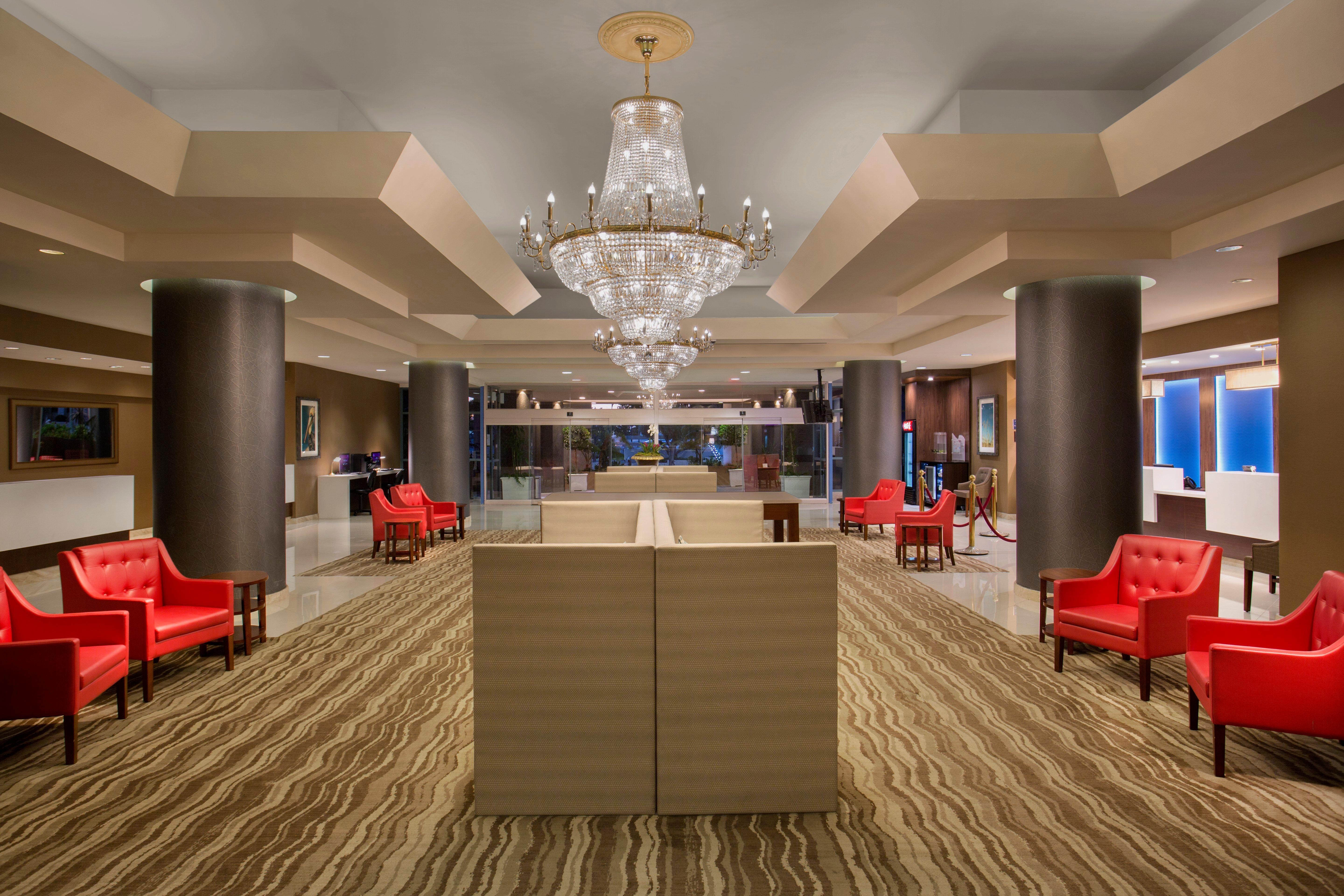 Crowne Plaza Hotel Los Angeles Harbor By Ihg — Fotos 1